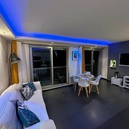 شقة Guestready - Sejour De Reve Avec Vue Tour Eiffel *